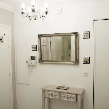 Le Square Pauline: 4 Prs, Jardin, Parking, * Antibes