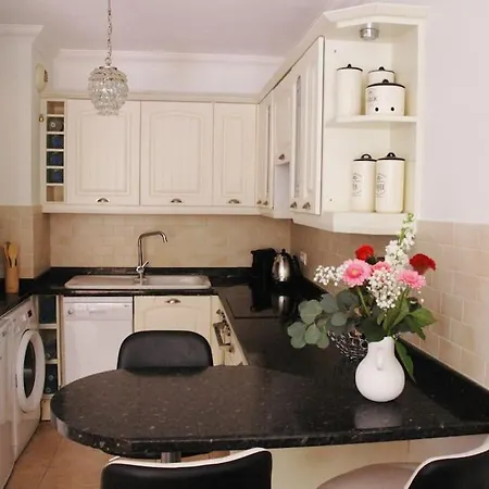 Apartmán Le Square Pauline: 4 Prs, Jardin, Parking, Antibes