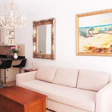 Le Square Pauline: 4 Prs, Jardin, Parking, Apartmán