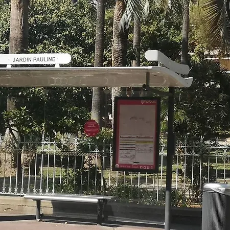 Le Square Pauline: 4 Prs, Jardin, Parking, Antibes